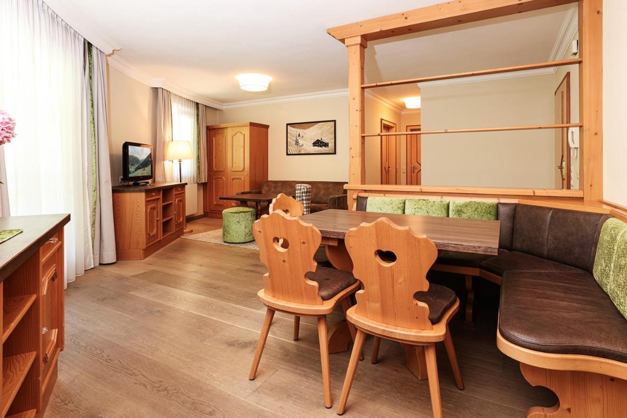 Living Central Grossarl Extérieur photo